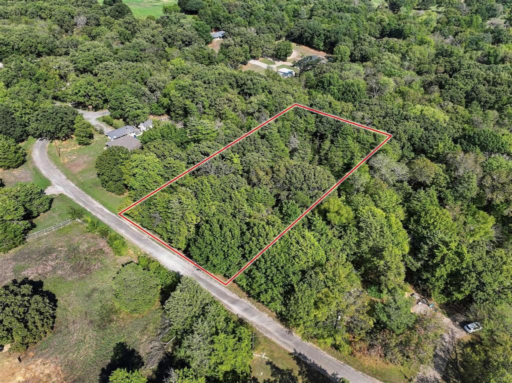 66 Shady Woods Lane Property Photo 2