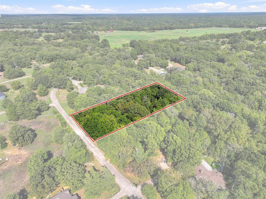 66 Shady Woods Lane Property Photo 4