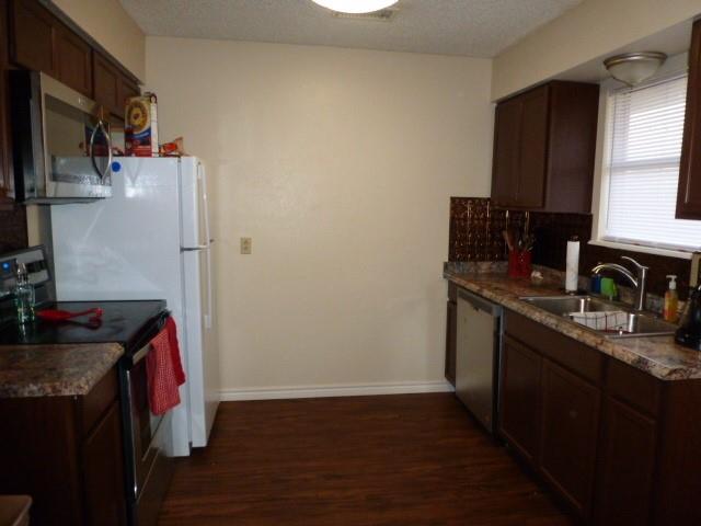 1318 Baylor Property Photo 5