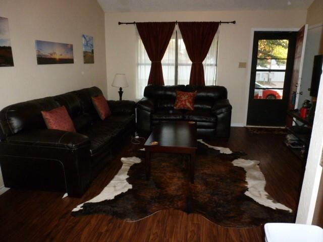 1318 Baylor Property Photo 7