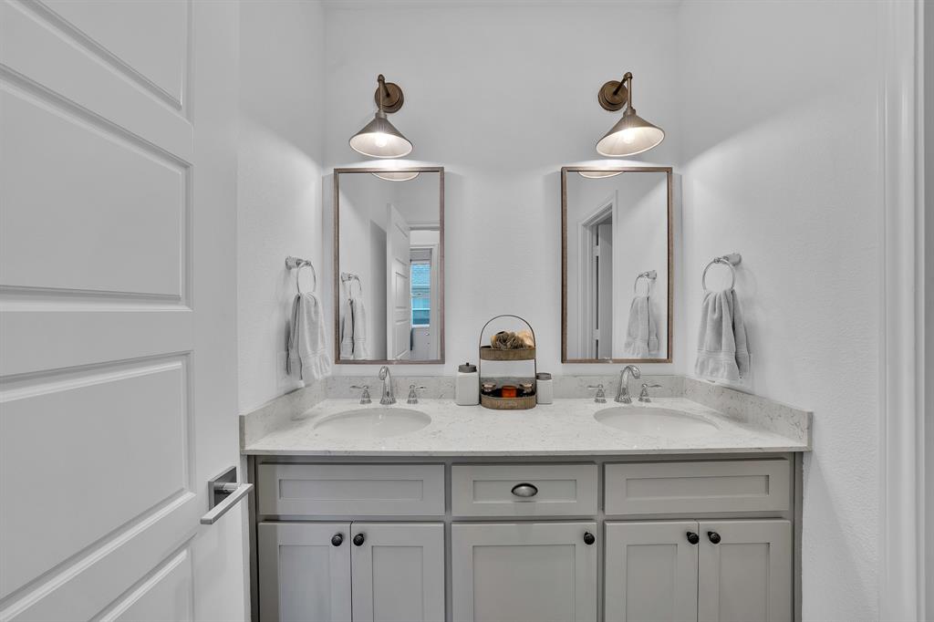 13616 Walsh Avenue Property Photo 22