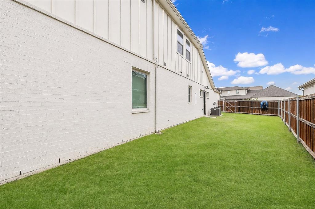 13616 Walsh Avenue Property Photo 31
