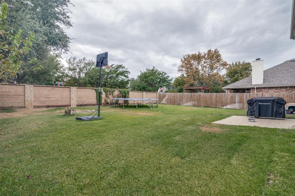 7321 Vista Ridge Lane Property Photo 3
