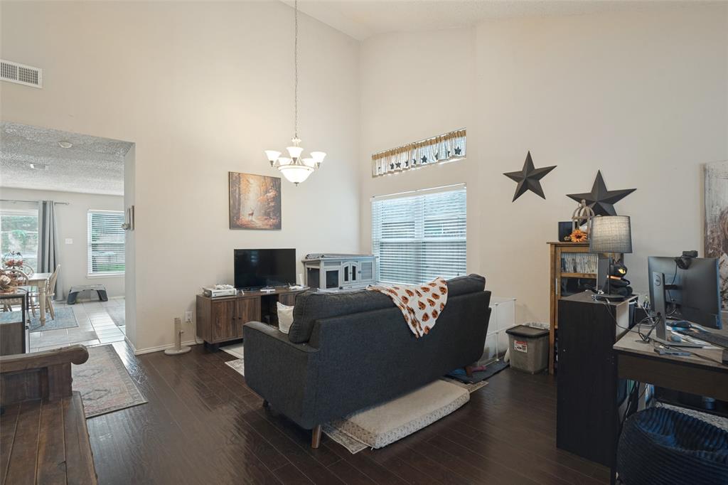 7321 Vista Ridge Lane Property Photo 8