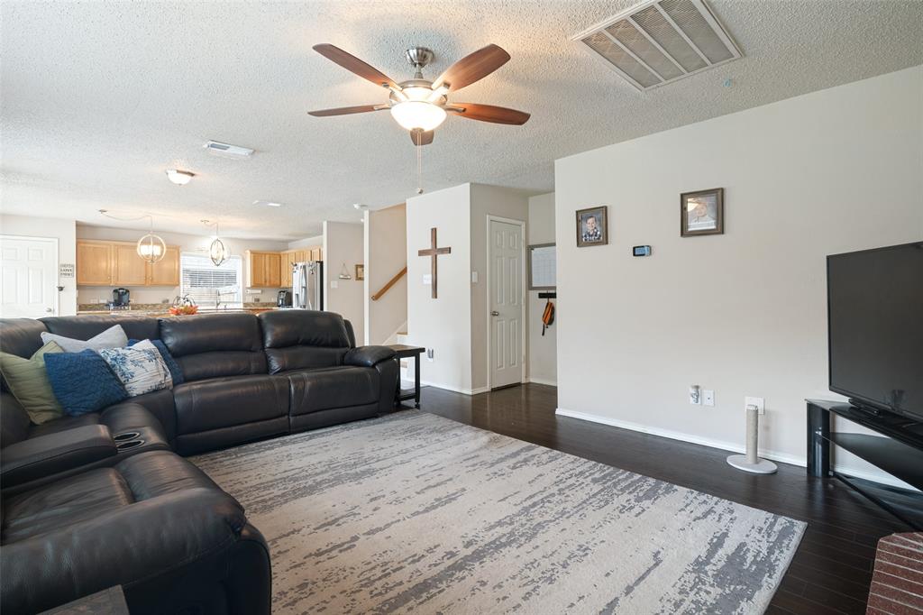 7321 Vista Ridge Lane Property Photo 14