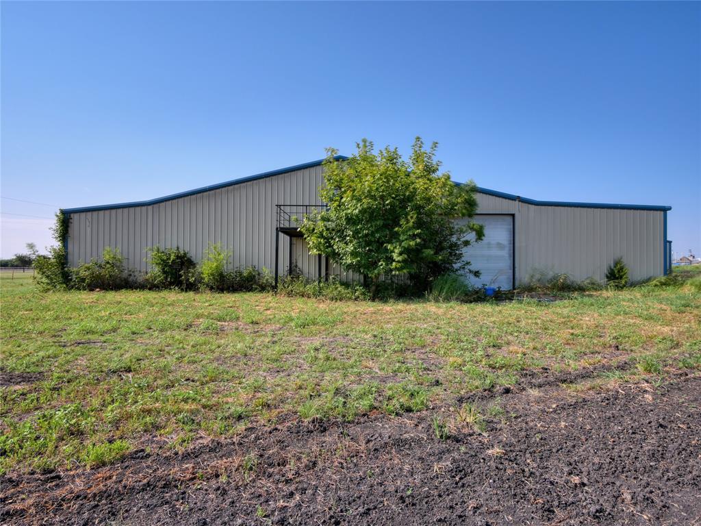 2944 Cr-596 Property Photo 19