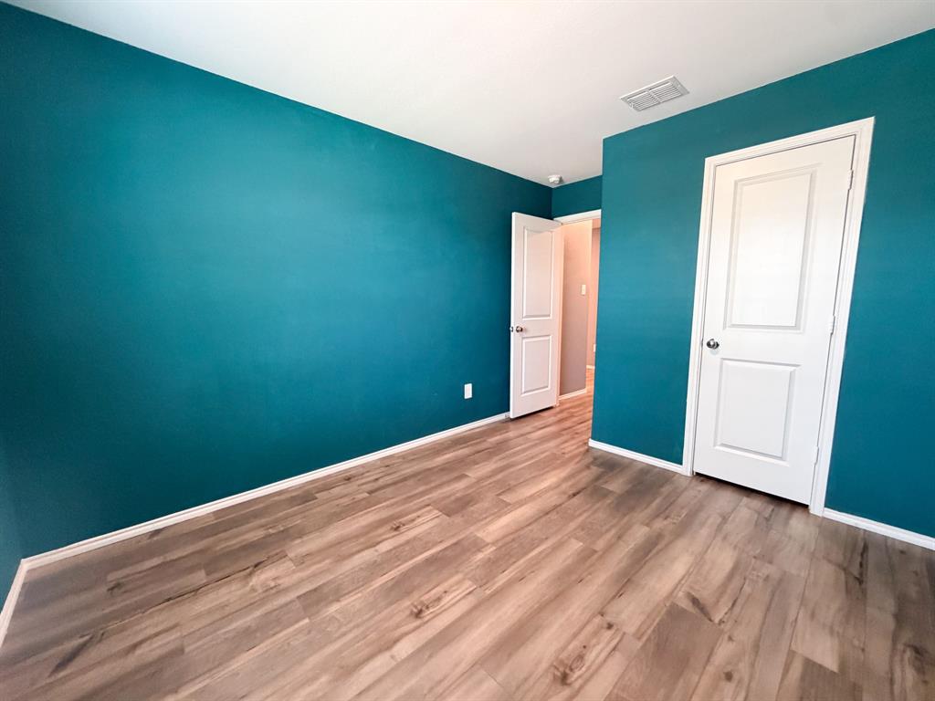 1012 Lady Bird Street Property Photo 7
