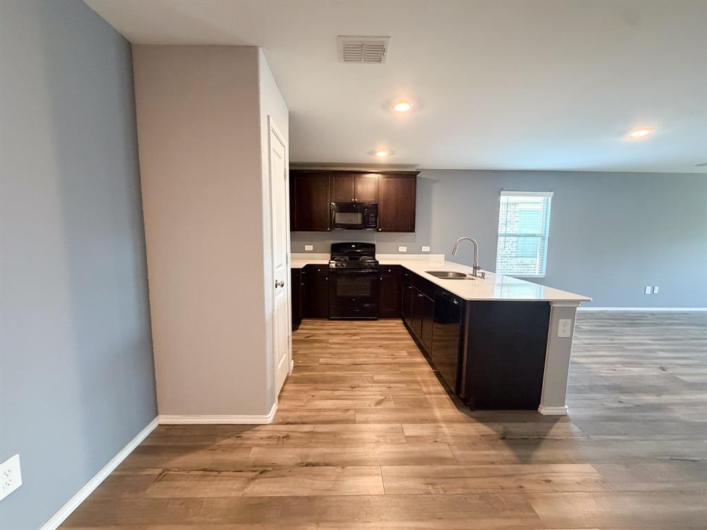 1012 Lady Bird Street Property Photo 11