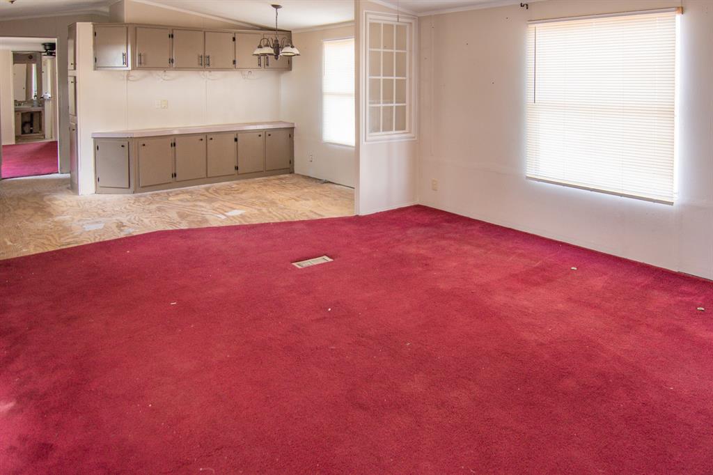 102 Live Oak Road Property Photo 5