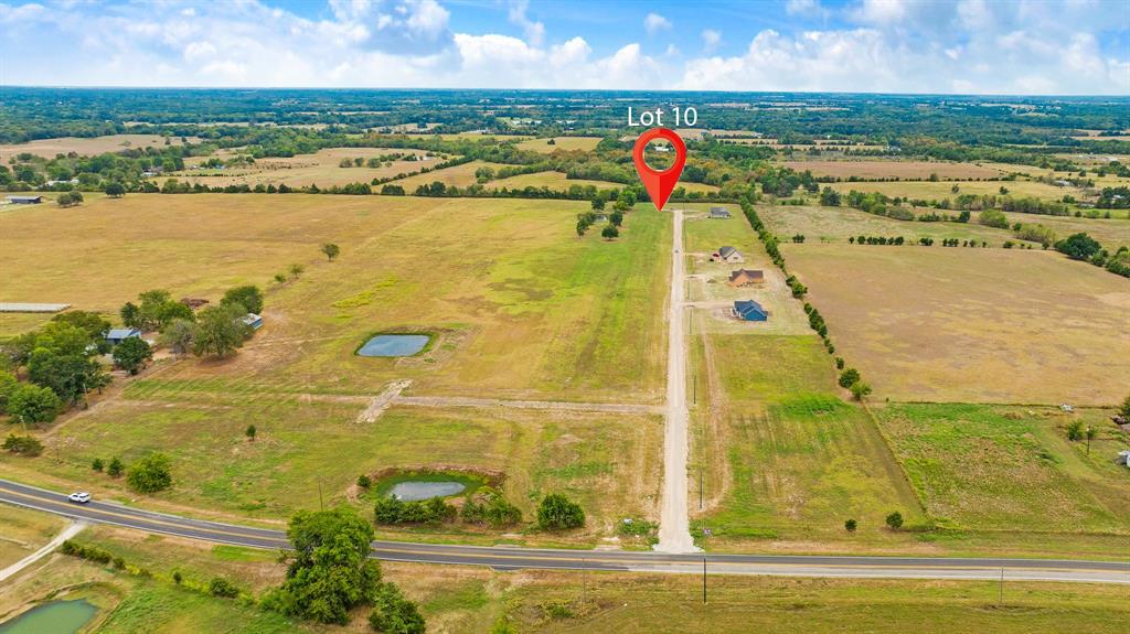 311 Private Road 33263 Property Photo 7