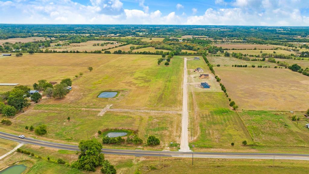 311 Private Road 33263 Property Photo 8