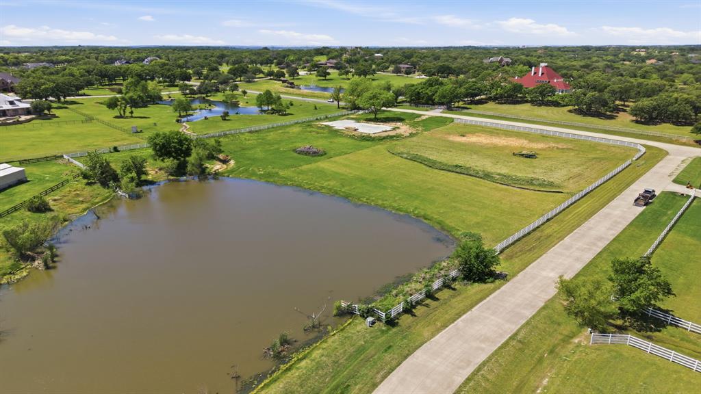900 Show Master Court Property Photo 5
