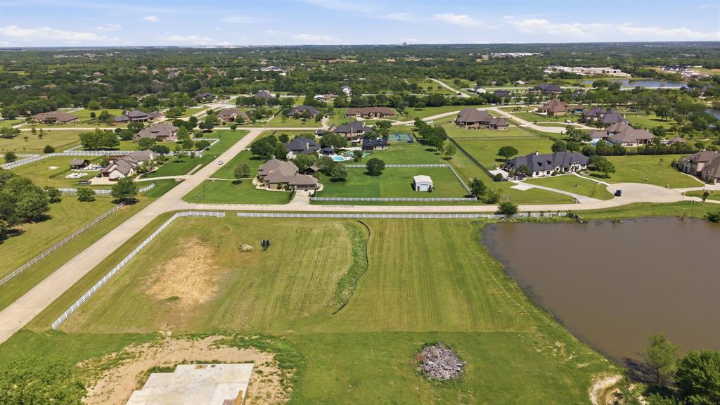 900 Show Master Court Property Photo 6