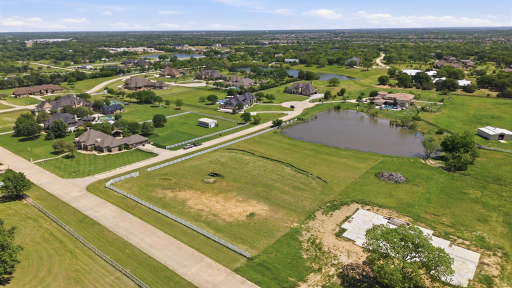 900 Show Master Court Property Photo 7