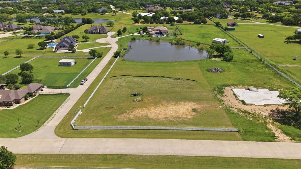 900 Show Master Court Property Photo 9