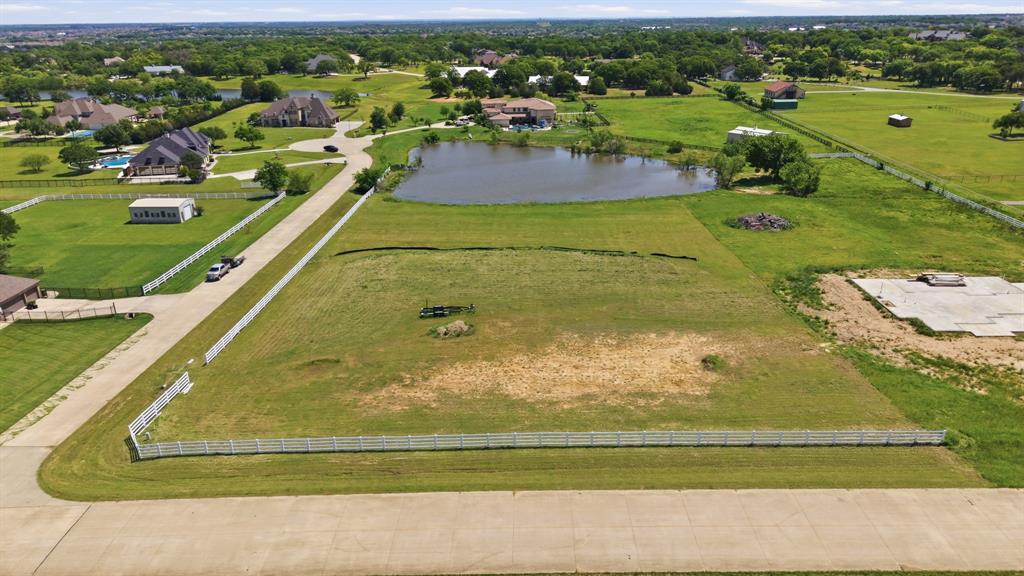 900 Show Master Court Property Photo 14