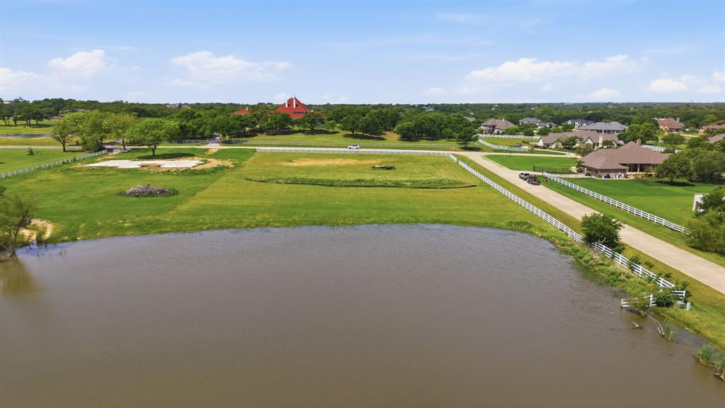900 Show Master Court Property Photo 15