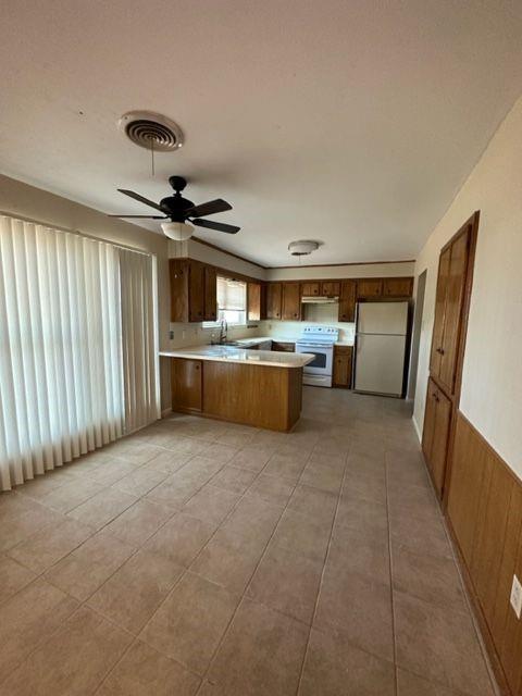5325 Southmoor Drive Property Photo 5