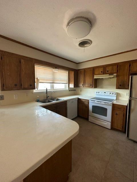5325 Southmoor Drive Property Photo 6