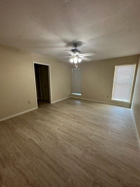 5325 Southmoor Drive Property Photo 8
