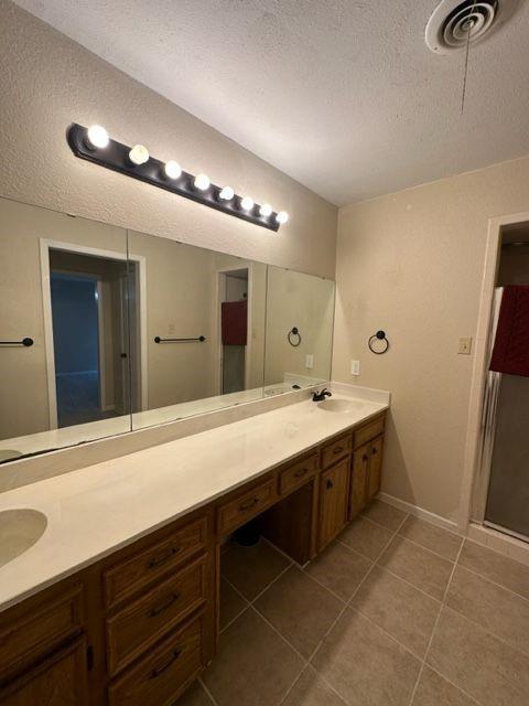 5325 Southmoor Drive Property Photo 11