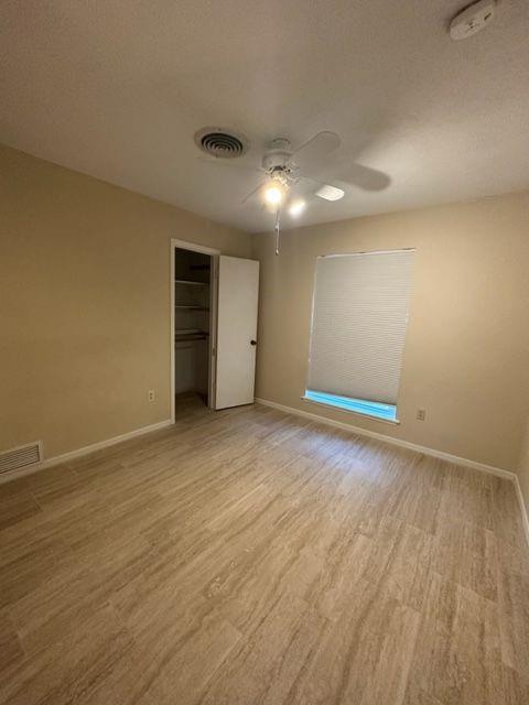 5325 Southmoor Drive Property Photo 12