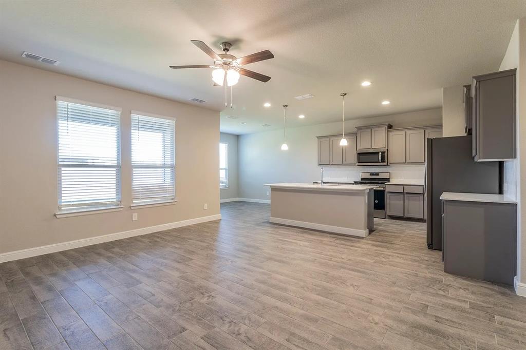 15549 Balham Pass Property Photo 7