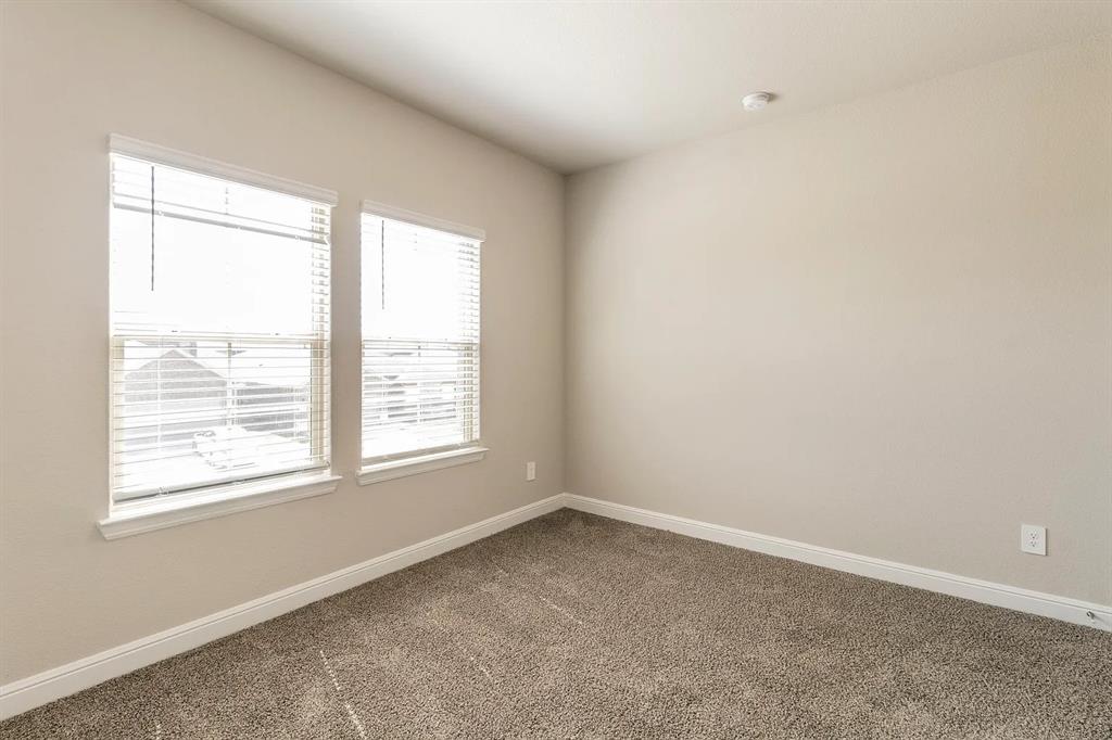 15549 Balham Pass Property Photo 16