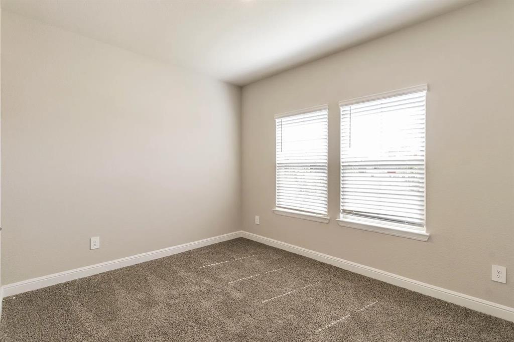 15549 Balham Pass Property Photo 20