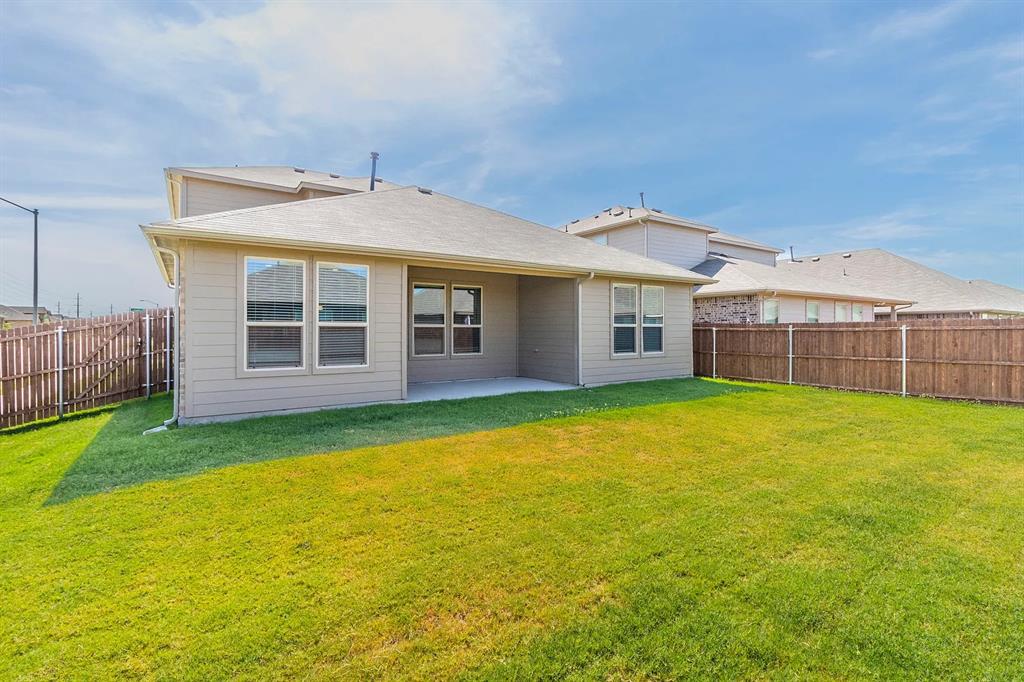 15549 Balham Pass Property Photo 22