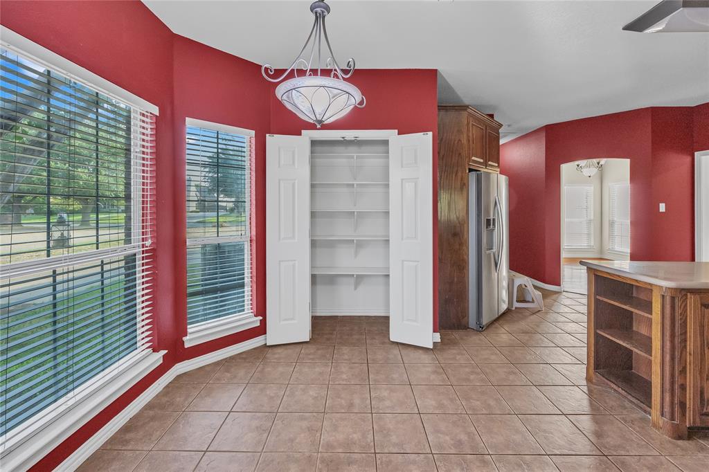 706 Meadowview Property Photo 22