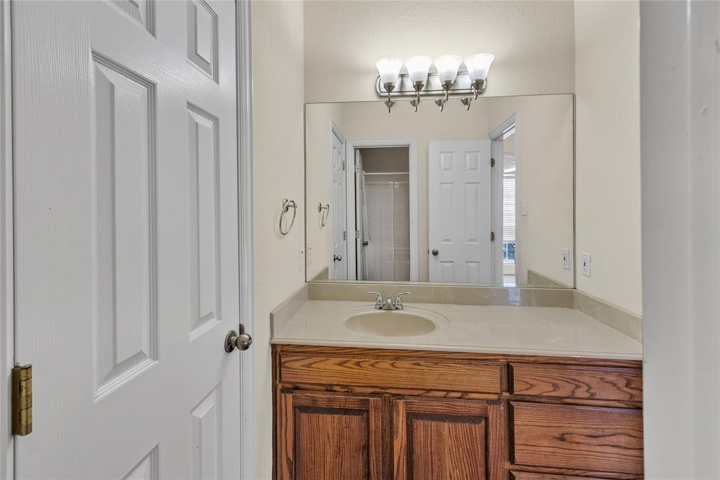 706 Meadowview Property Photo 28