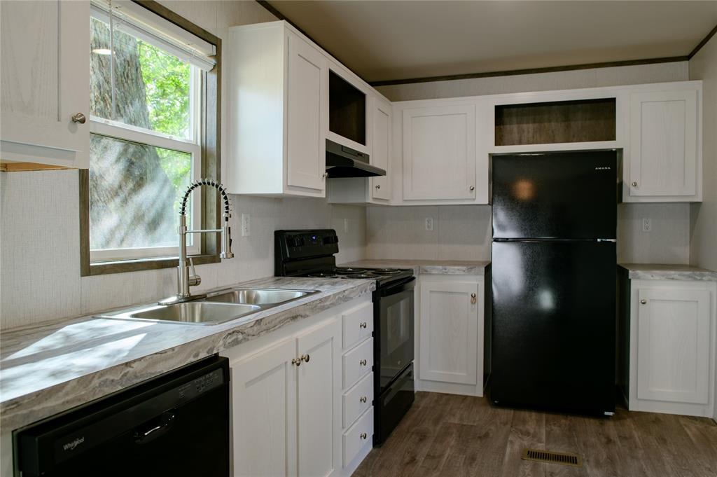 316 S Main Street Property Photo 15