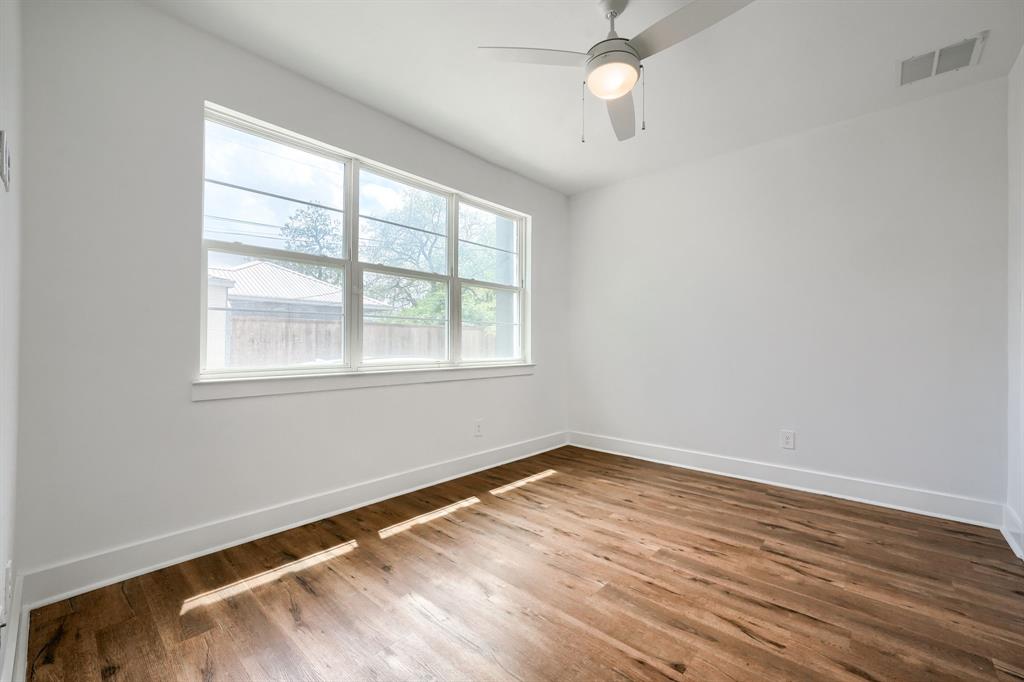 13325 Bee Street 406 Property Photo 4