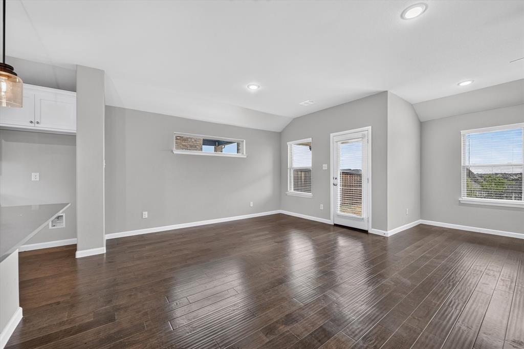10645 Enchanted Rock Way Property Photo 7