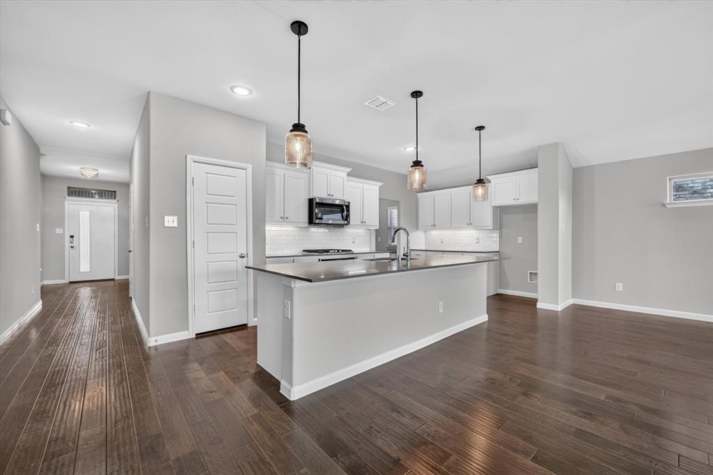 10645 Enchanted Rock Way Property Photo 12