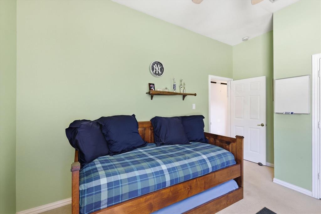 1300 Currant Way Property Photo 24