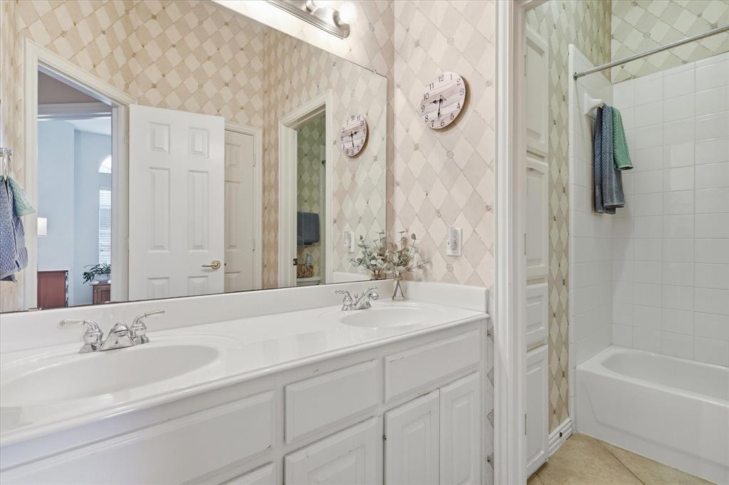 1300 Currant Way Property Photo 27