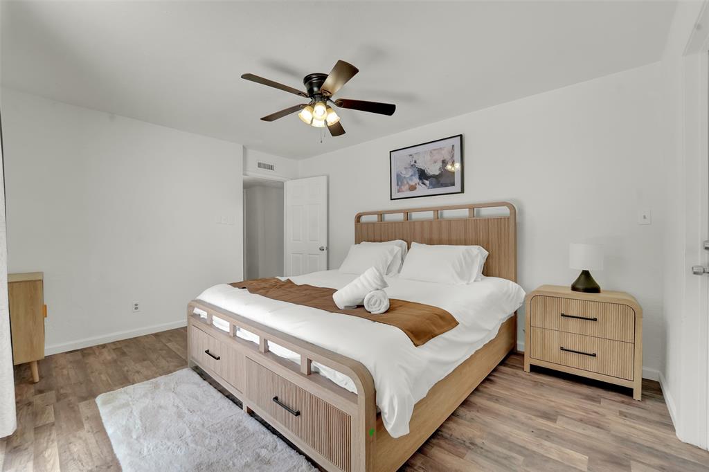 3301 Excalibur Circle Property Photo 6