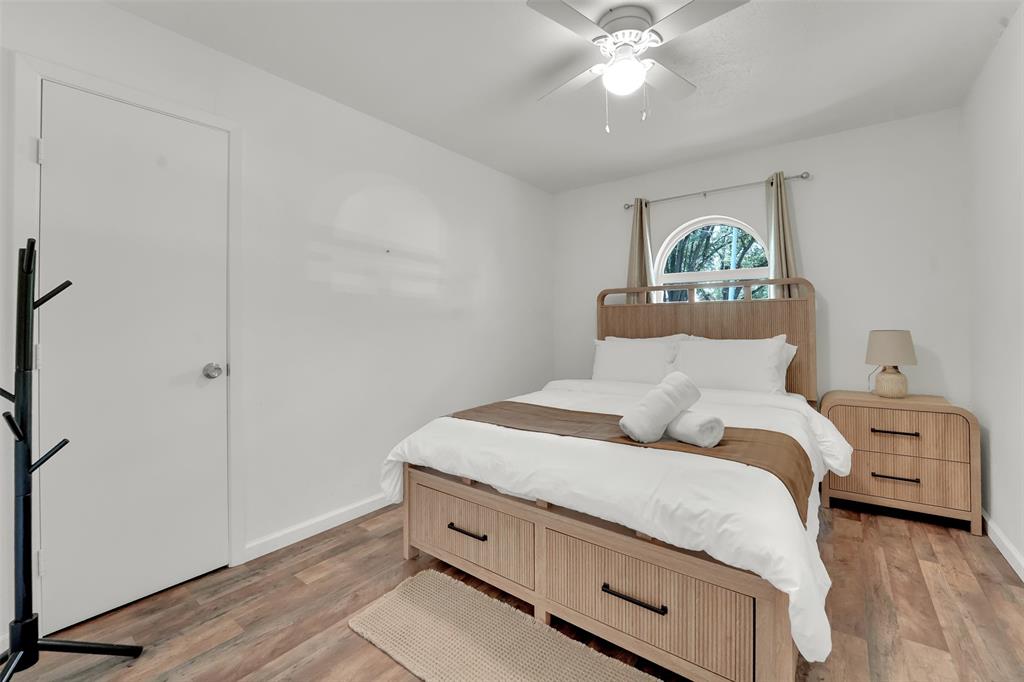 3301 Excalibur Circle Property Photo 12