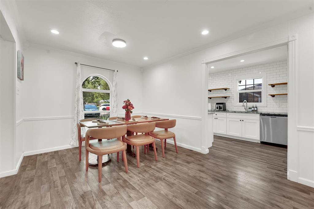 3301 Excalibur Circle Property Photo 14