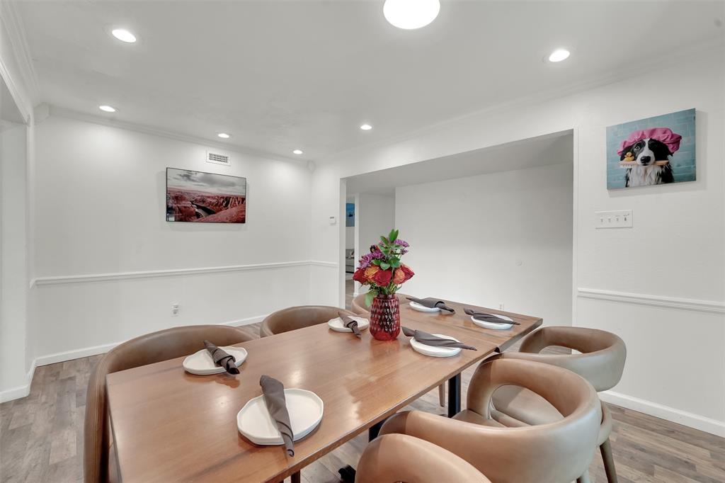 3301 Excalibur Circle Property Photo 15