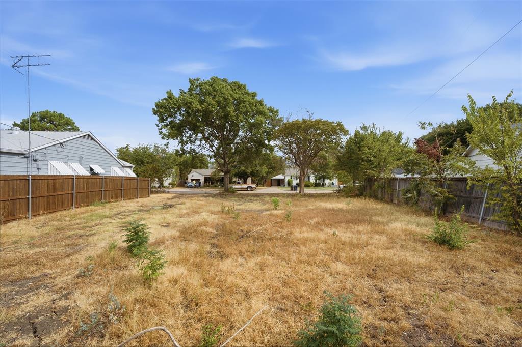 3413 Cloer Drive Property Photo 7