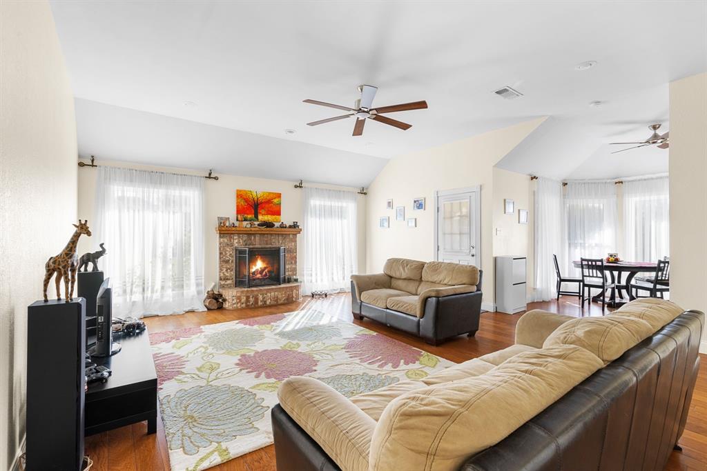 2609 Castle Road Property Photo 6