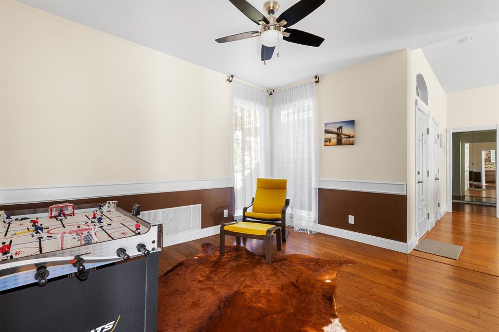 2609 Castle Road Property Photo 8