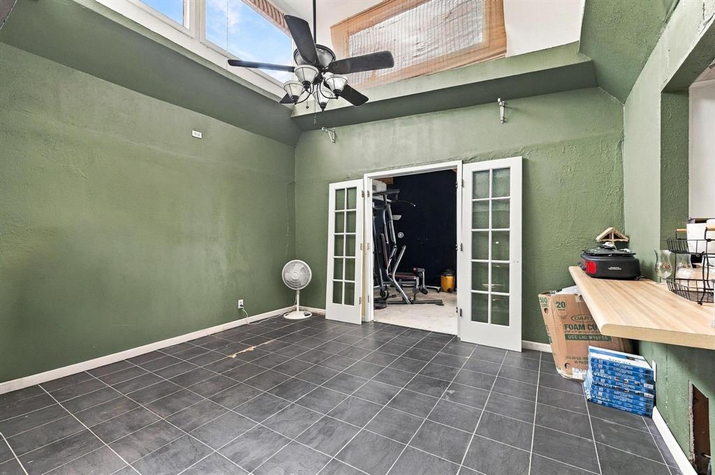 5501 Camino Dos Lagos Drive Property Photo 9