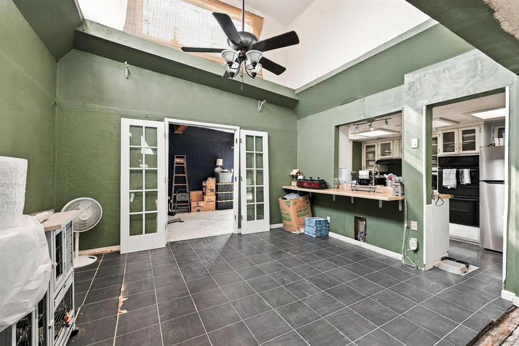 5501 Camino Dos Lagos Drive Property Photo 10
