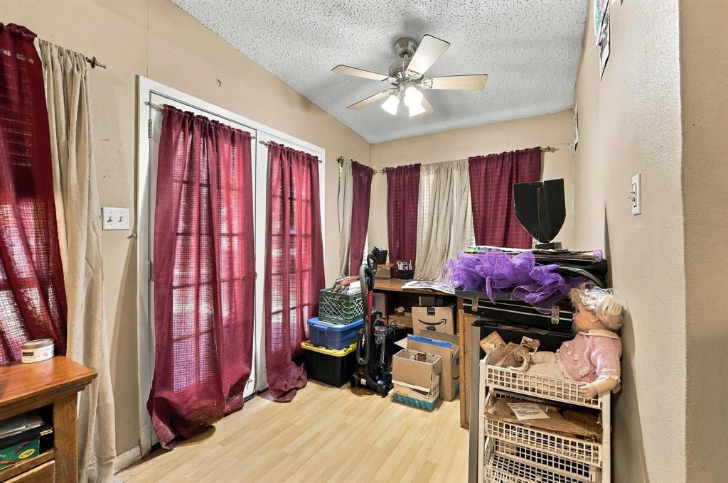 5501 Camino Dos Lagos Drive Property Photo 16