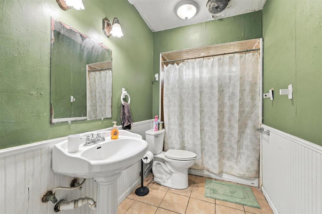 5501 Camino Dos Lagos Drive Property Photo 21