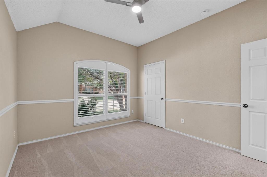 10201 Max Lane Property Photo 32